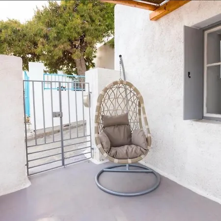 The Beautiful Ferienhaus Plaka (Milos)