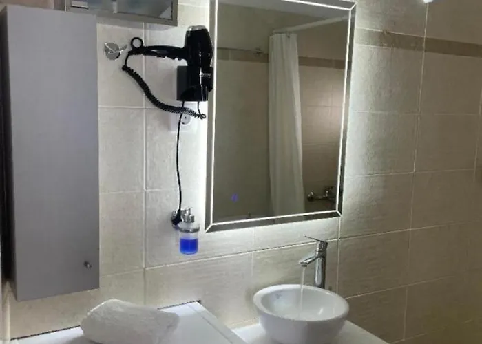 The Beautiful * Plaka (Milos)